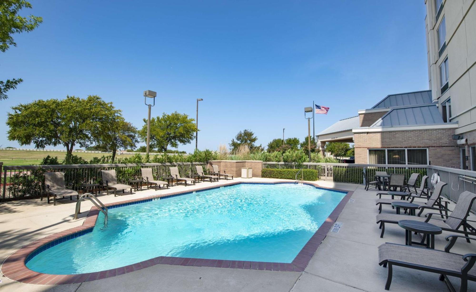 רואנוק Hampton Inn & Suites N Ft Worth-Alliance Airport מראה חיצוני תמונה